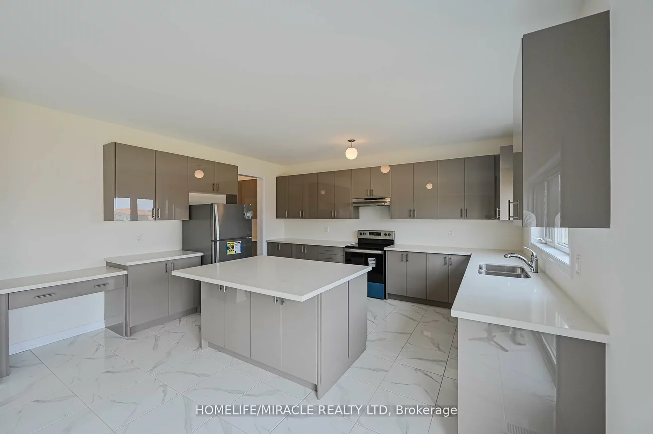 1653, Corsal, Alcona, Innisfil