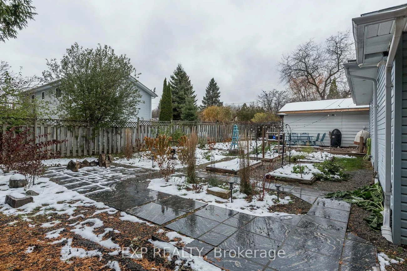 1104, Ferrier, Lefroy, Innisfil