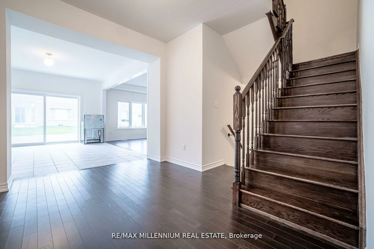 1640, Corsal, Alcona, Innisfil