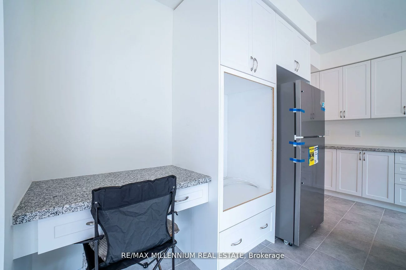 1640, Corsal, Alcona, Innisfil