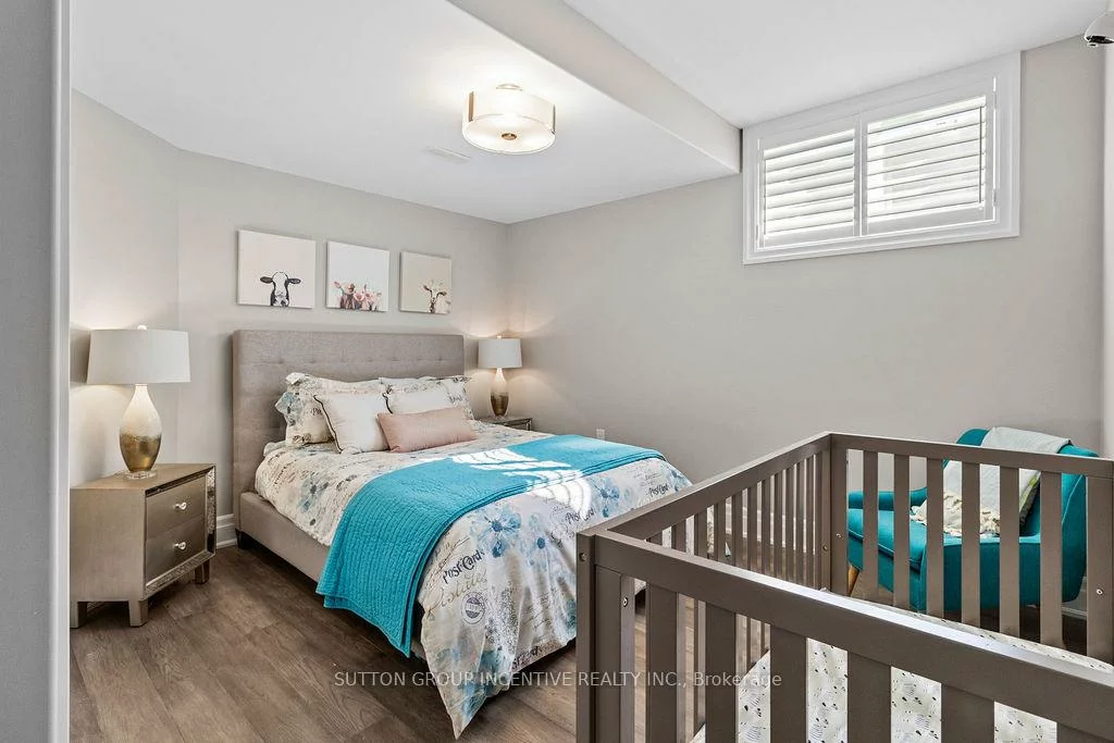 327, Sunnybrae, Stroud, Innisfil