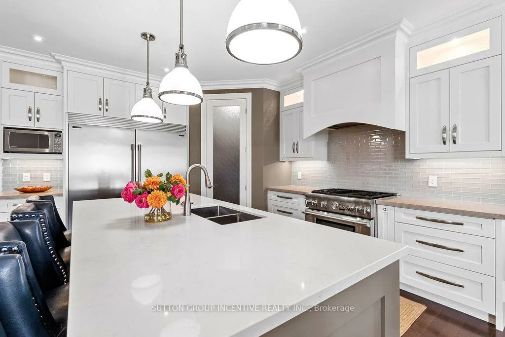 327, Sunnybrae, Stroud, Innisfil