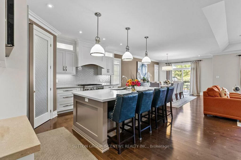 327, Sunnybrae, Stroud, Innisfil