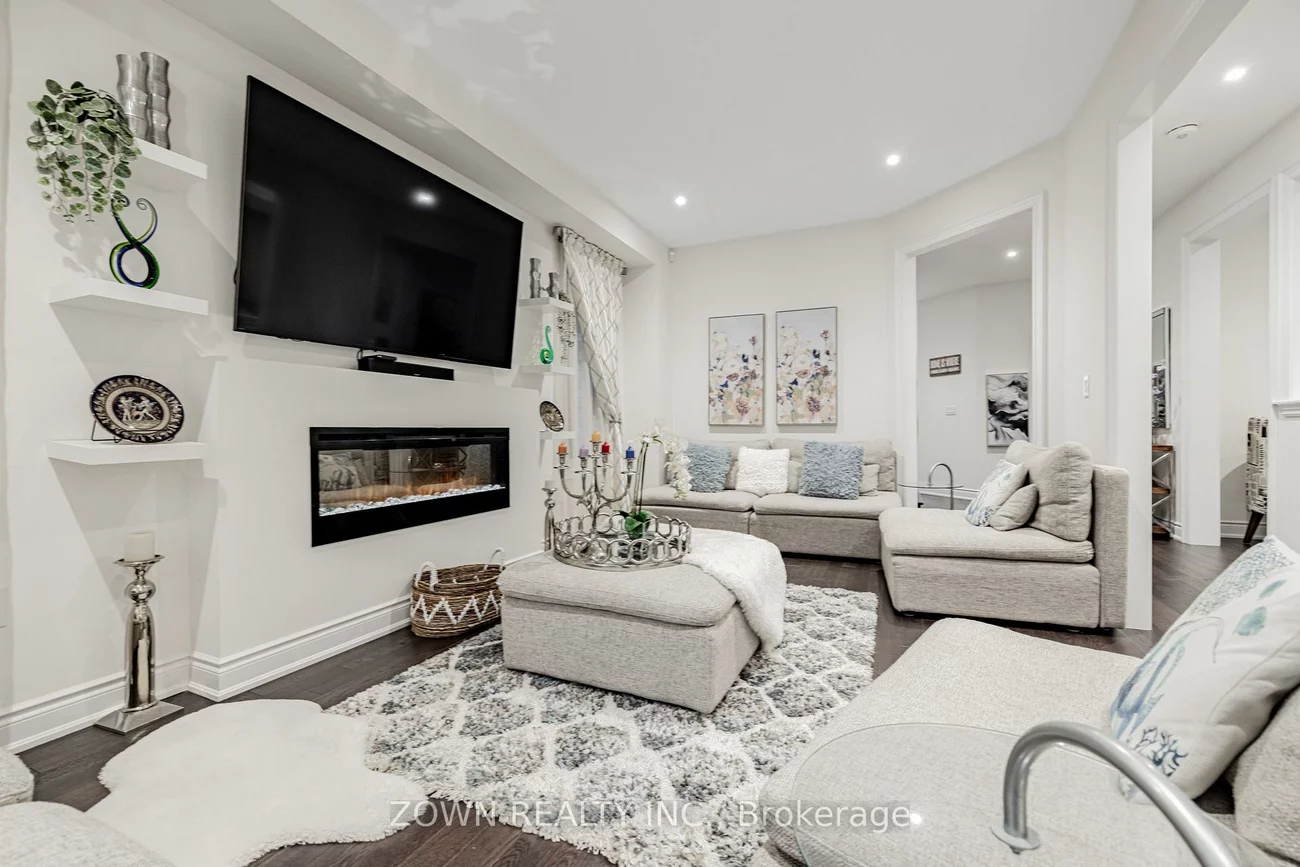 1352, Blackmore, Alcona, Innisfil