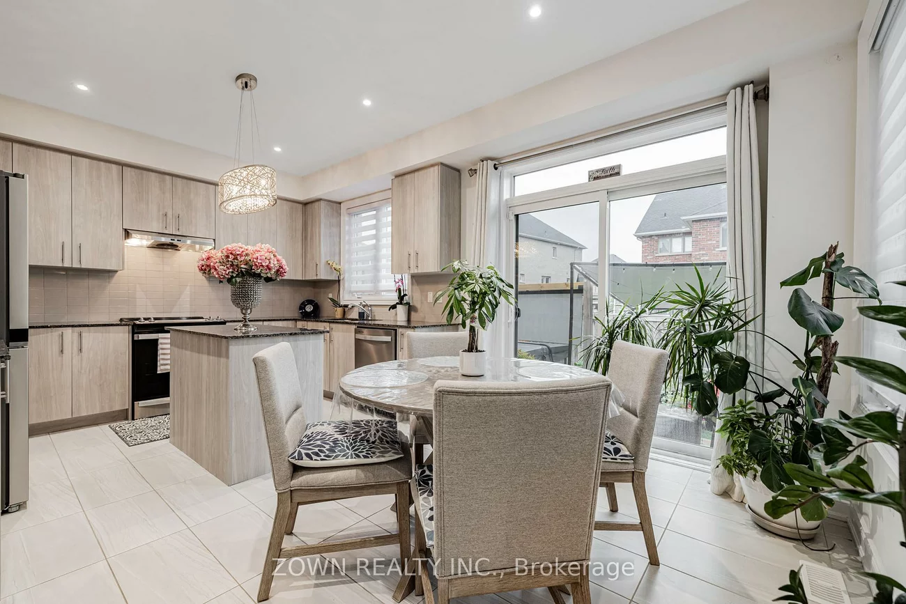 1352, Blackmore, Alcona, Innisfil