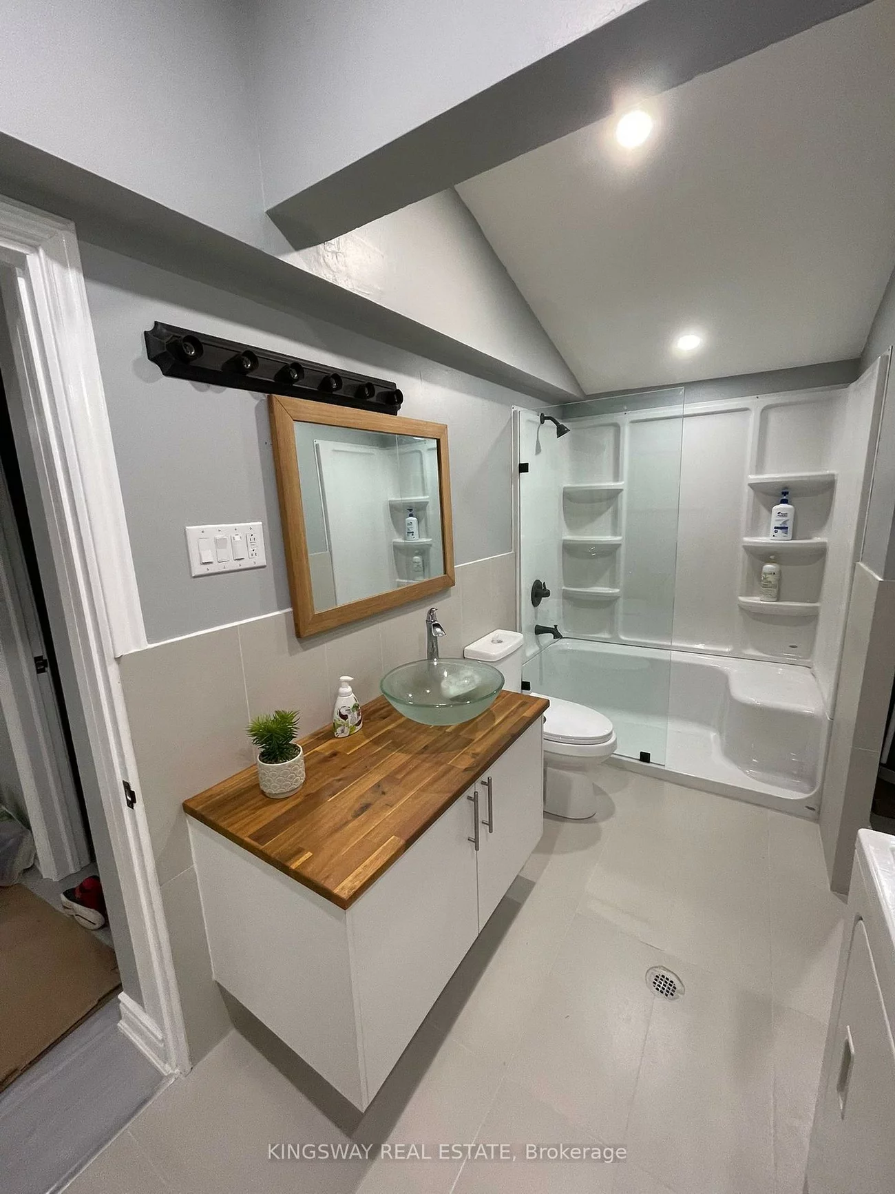 2038, St Johns, Alcona, Innisfil