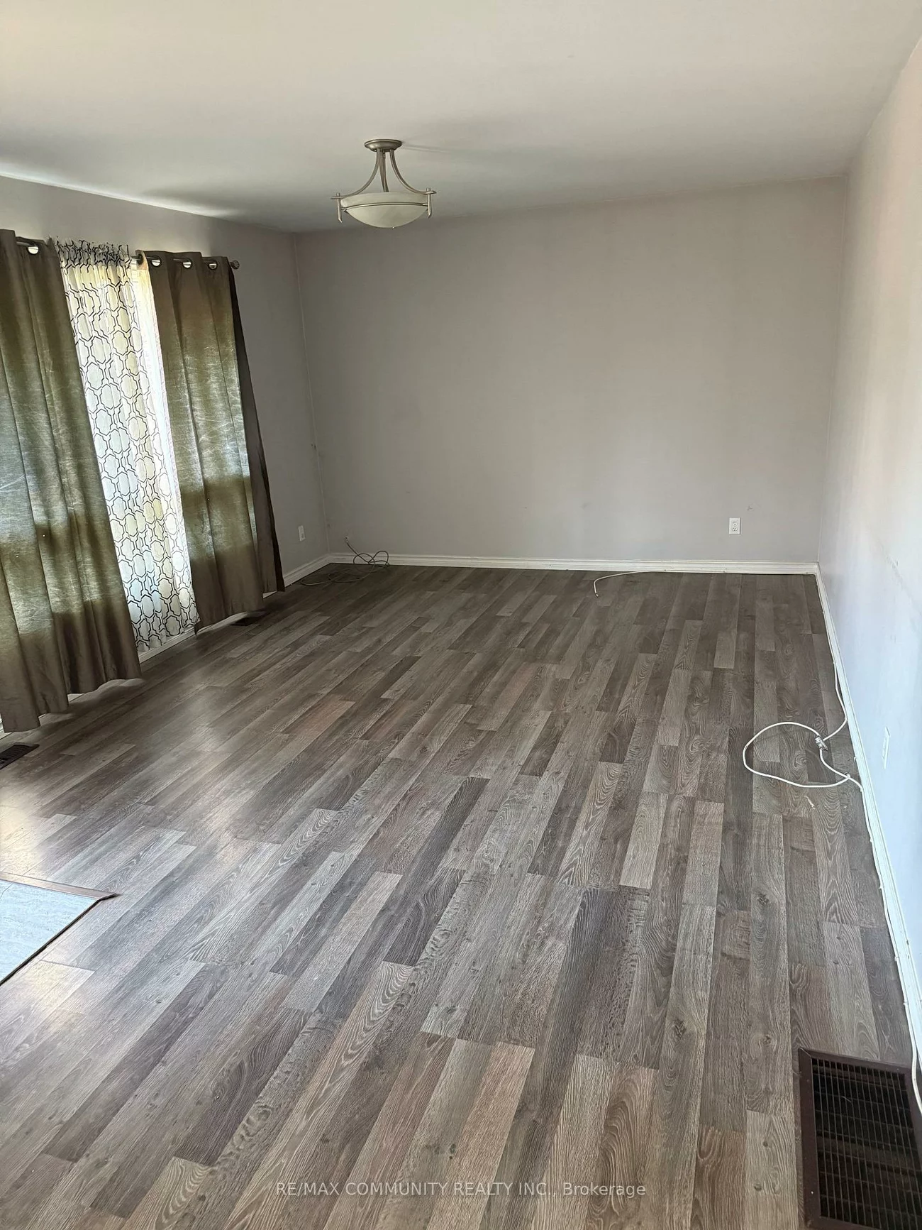 2082, St John's, Alcona, Innisfil