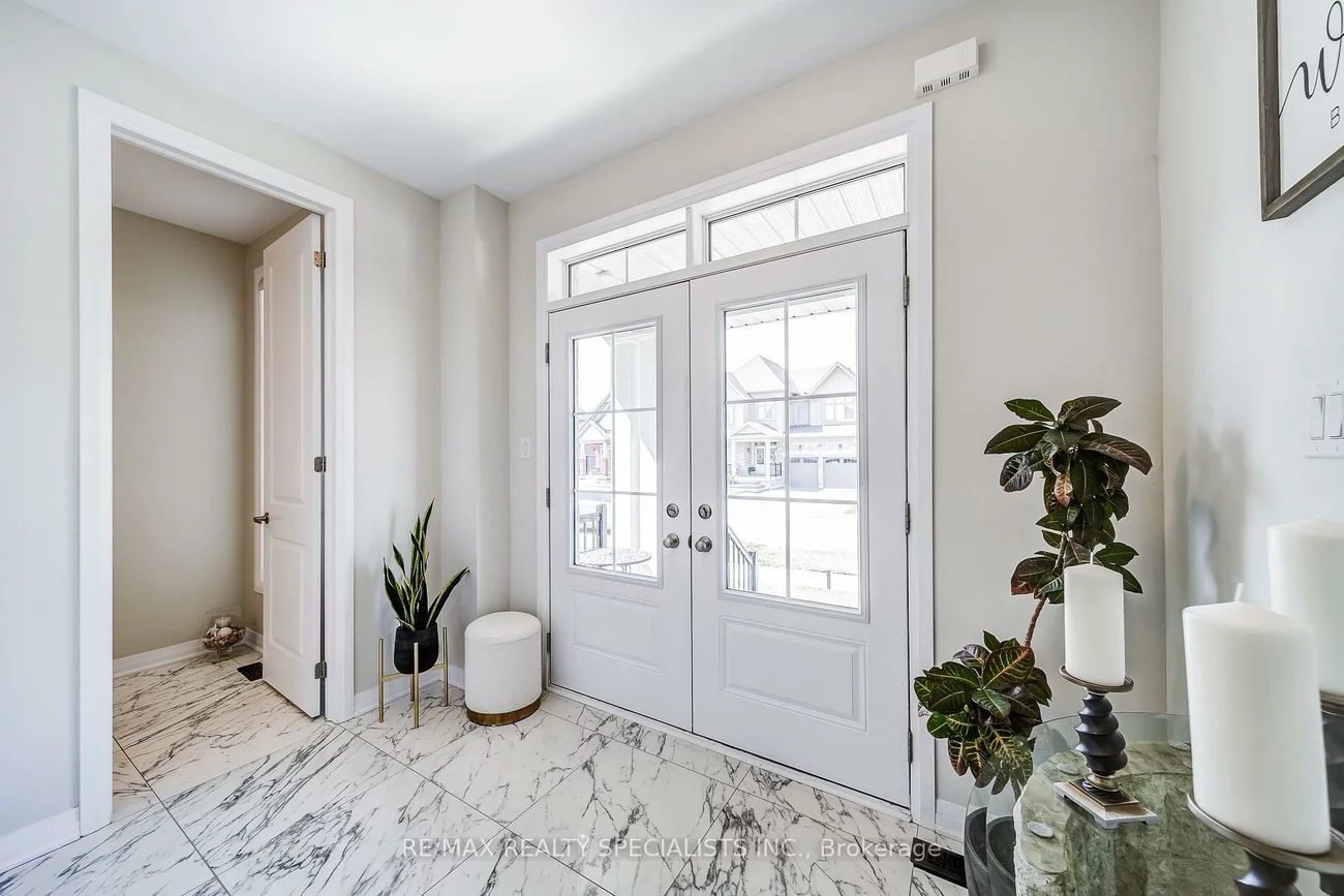 1698, Corsal, Alcona, Innisfil