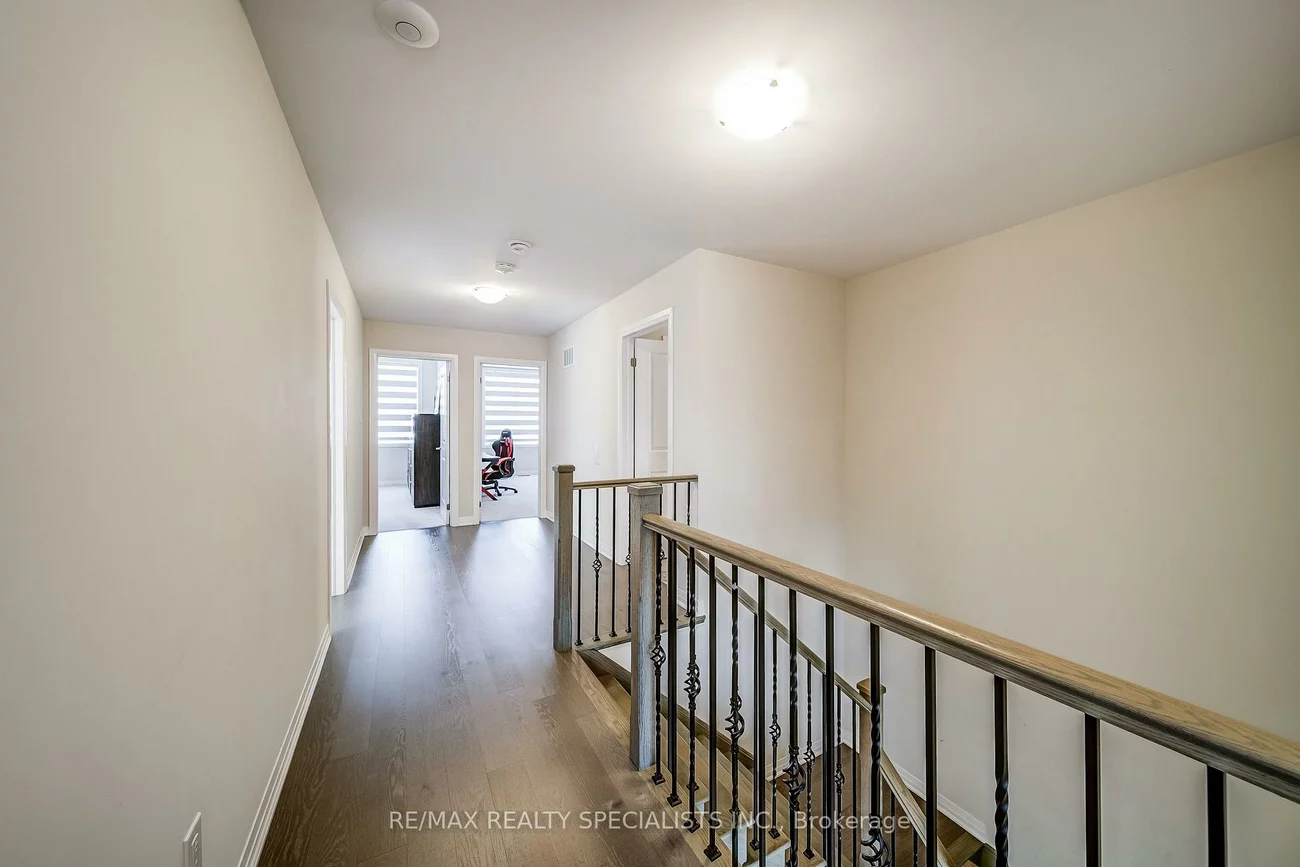 1698, Corsal, Alcona, Innisfil