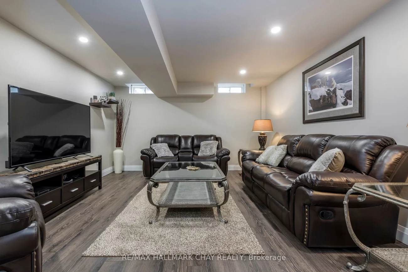 1300, Hunter, Alcona, Innisfil