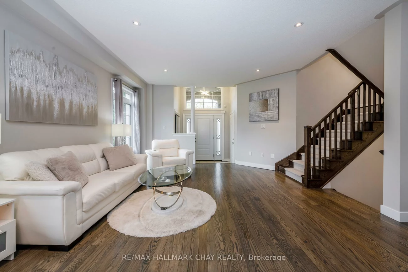 1300, Hunter, Alcona, Innisfil