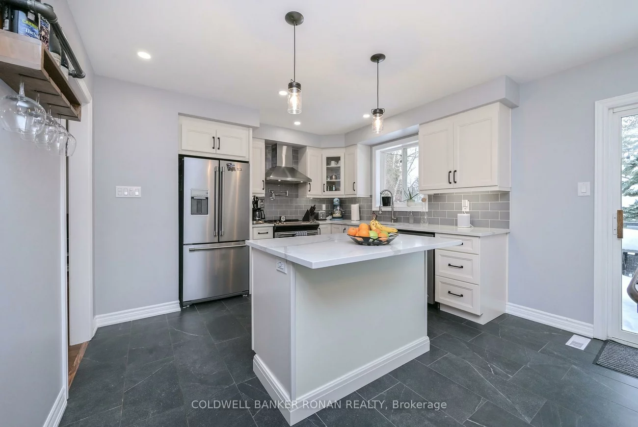 2303, Jack, Alcona, Innisfil