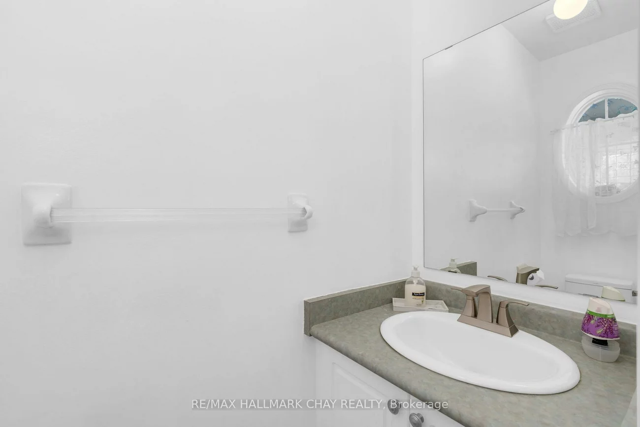 1324, Forest, Alcona, Innisfil