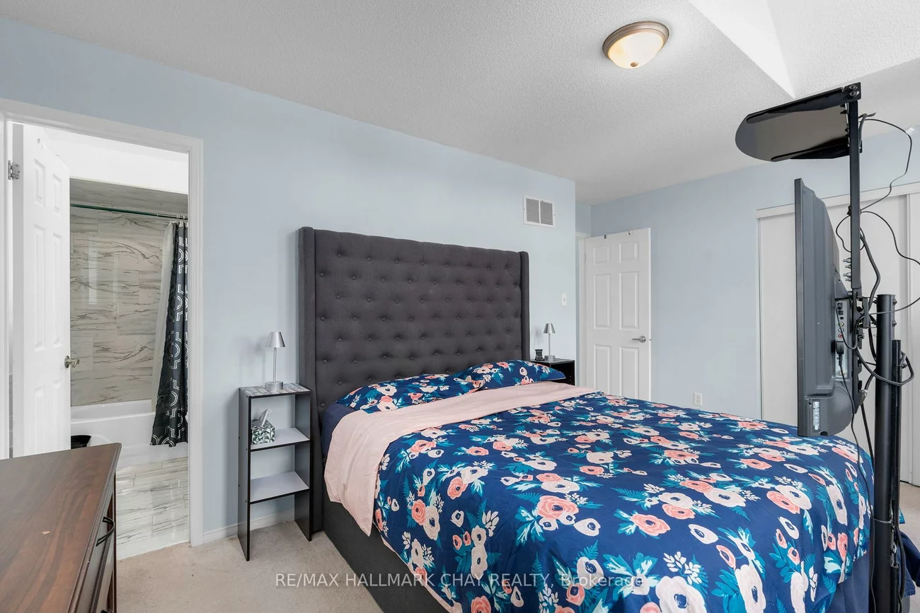 1324, Forest, Alcona, Innisfil