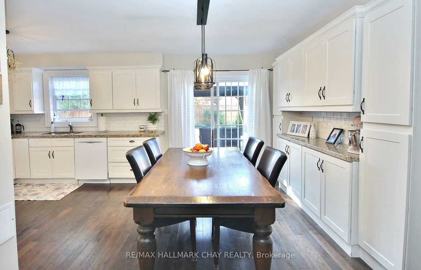 1084, Winnifred, Alcona, Innisfil