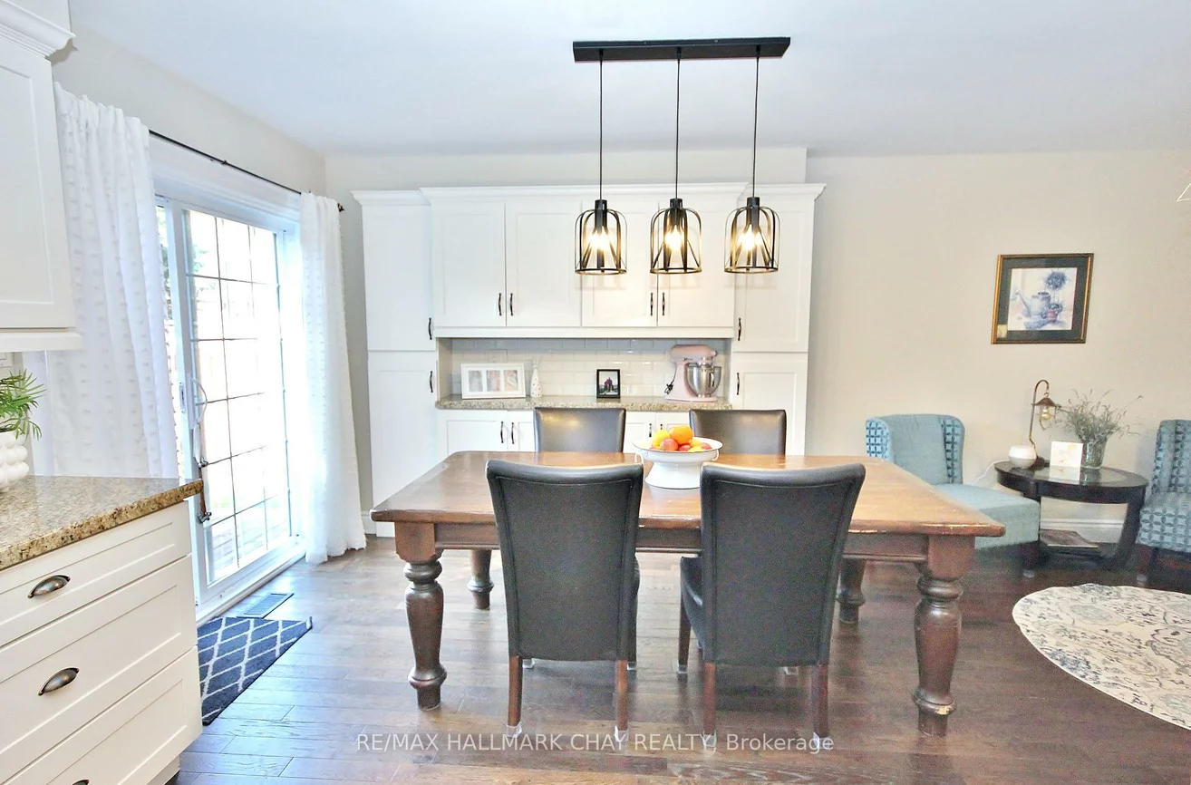 1084, Winnifred, Alcona, Innisfil