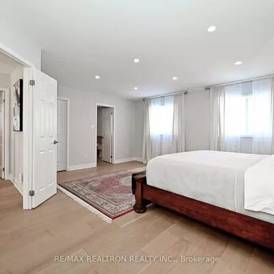 1128, Corrie, Alcona, Innisfil