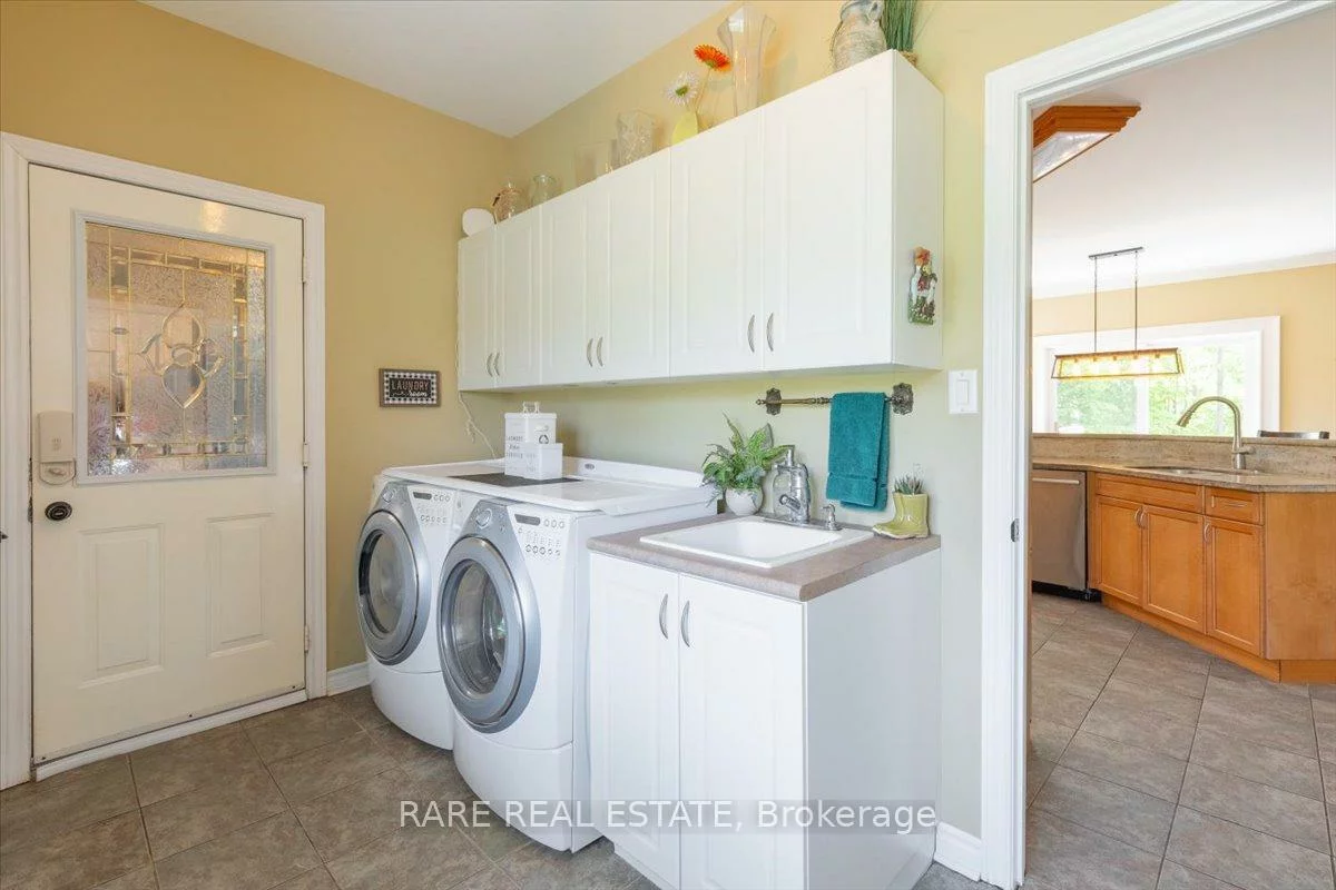 3618, Linda, Rural Innisfil, Innisfil