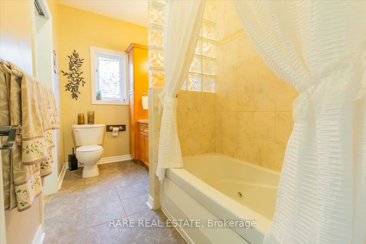 3618, Linda, Rural Innisfil, Innisfil