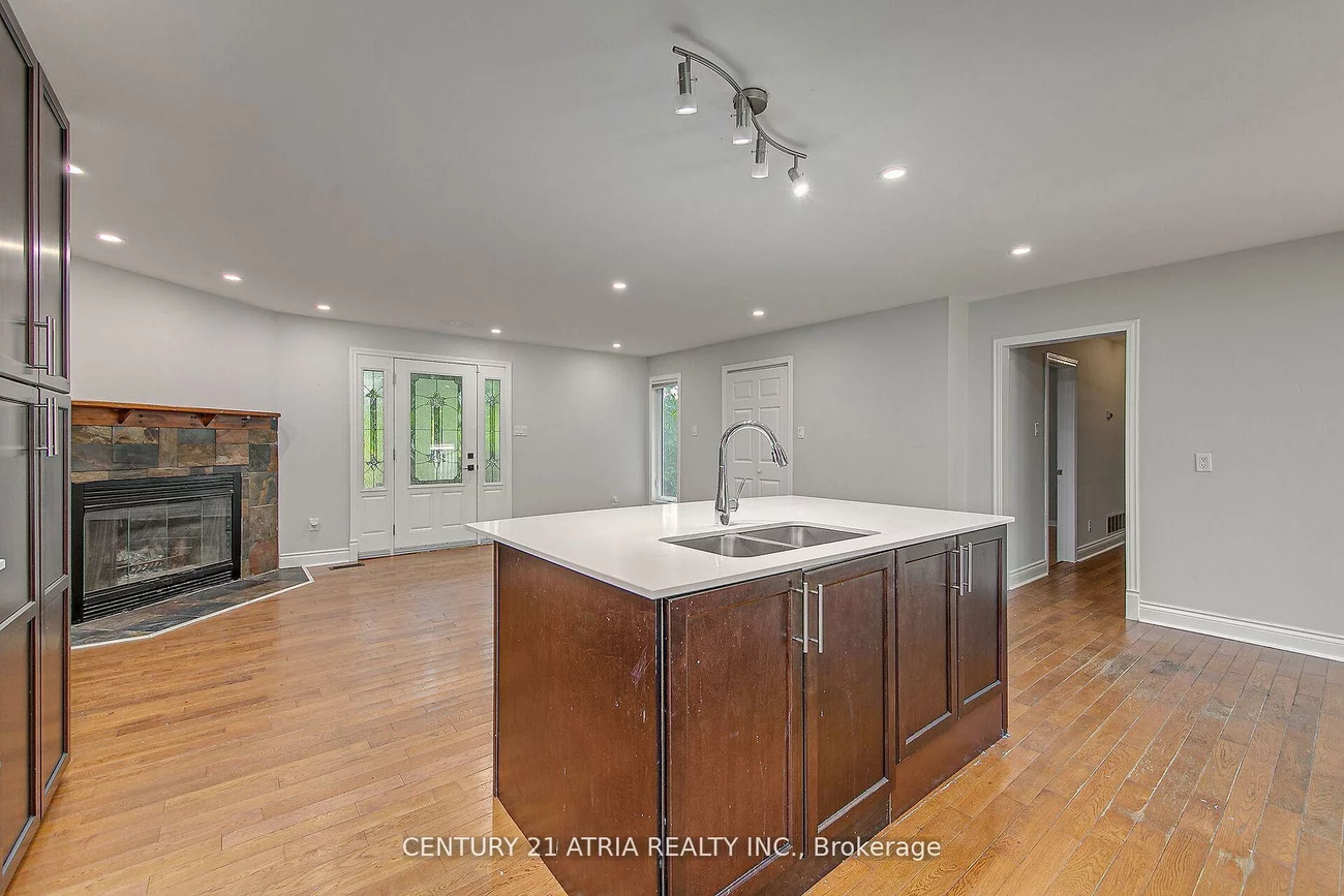 2070, St. Paul, Alcona, Innisfil