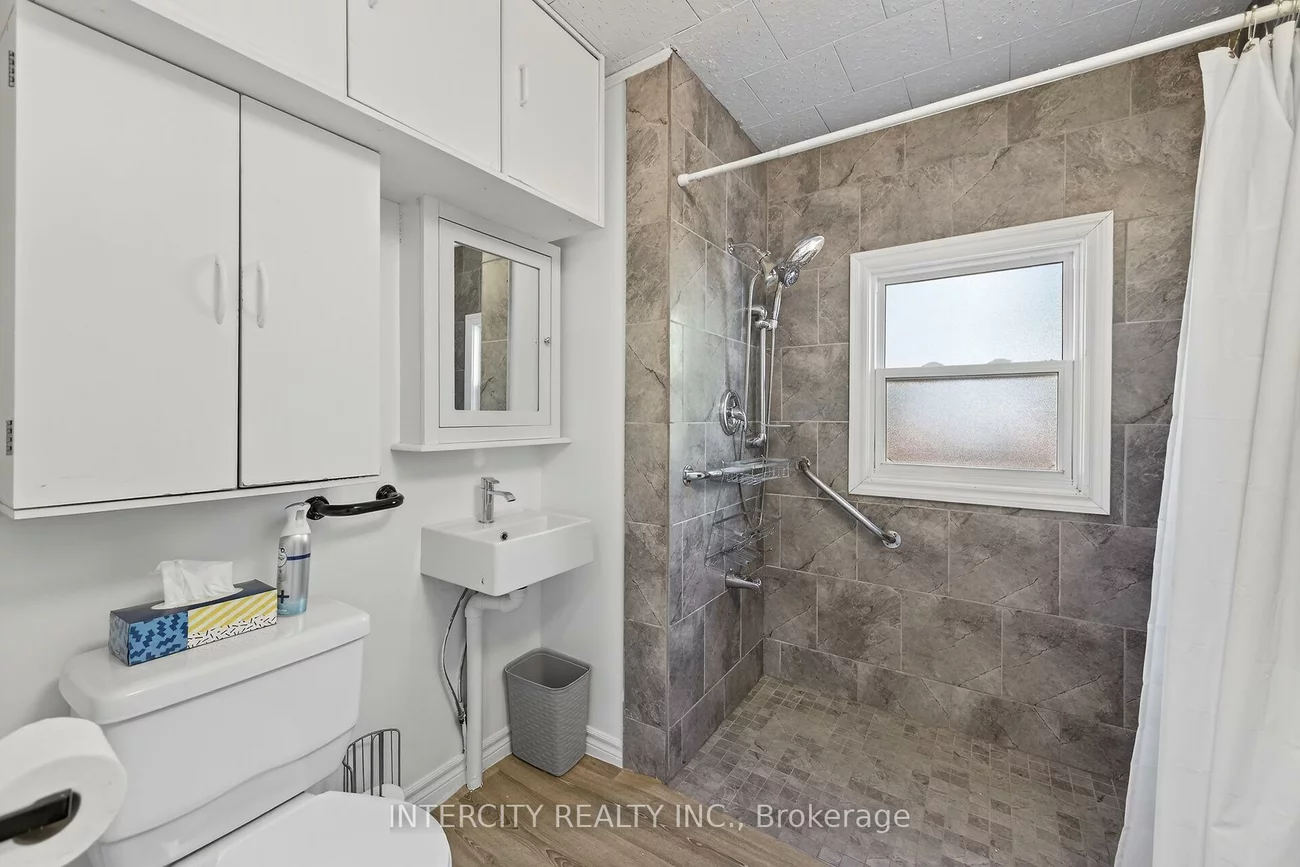 2152, 25, Alcona, Innisfil