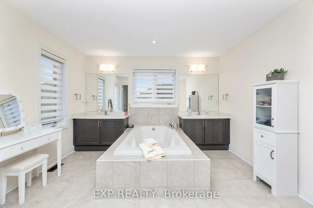 2300, Lozenby, Alcona, Innisfil