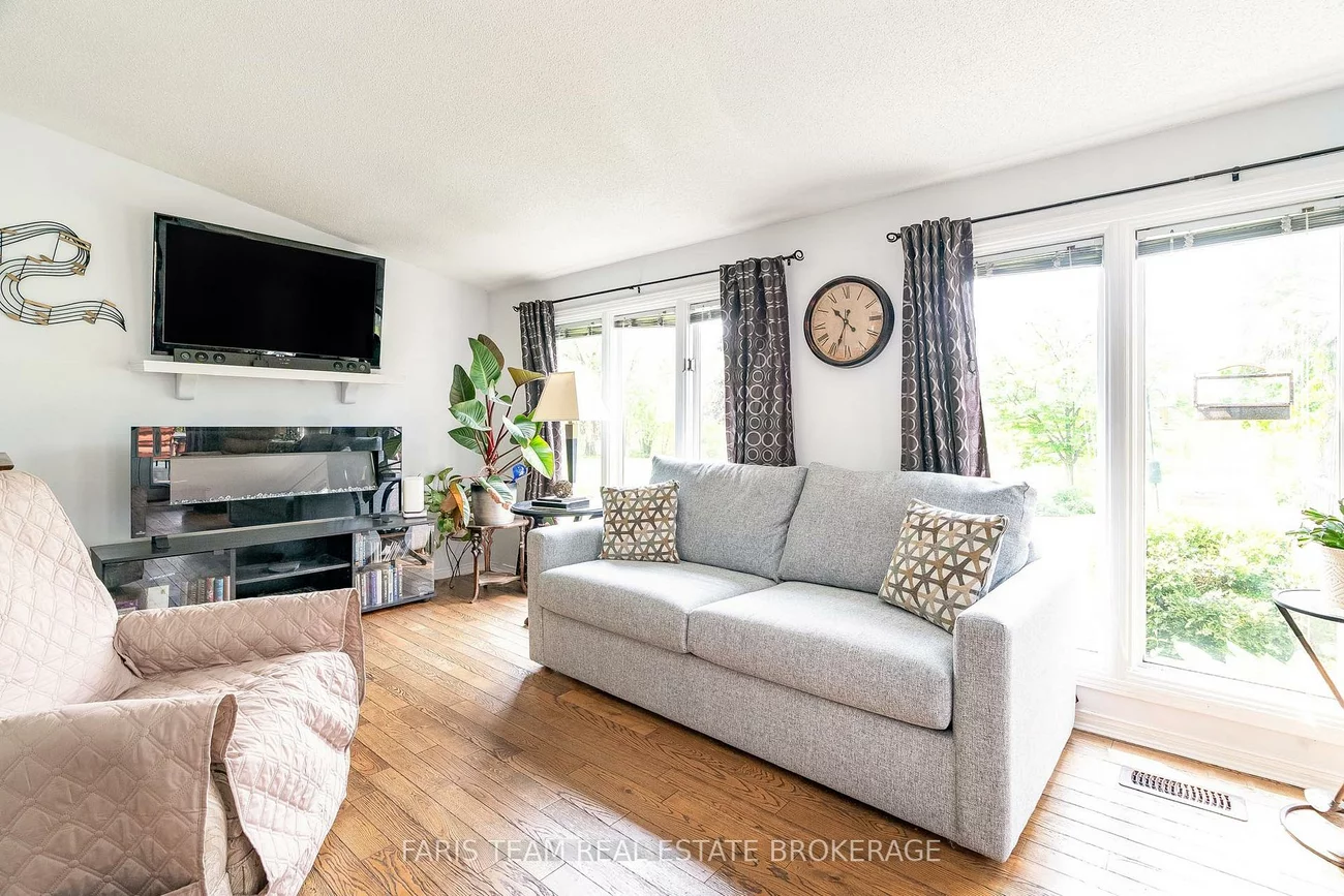 81, Corner Brook, Alcona, Innisfil