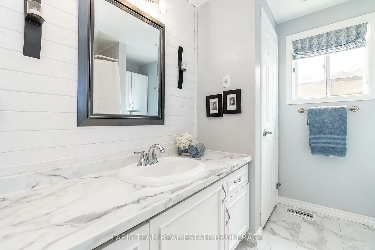 81, Corner Brook, Alcona, Innisfil