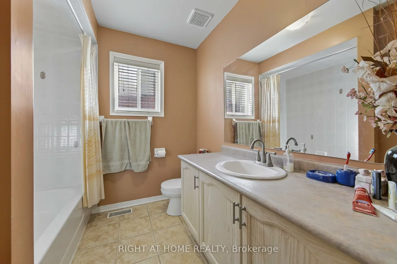 1338, Vincent, Alcona, Innisfil