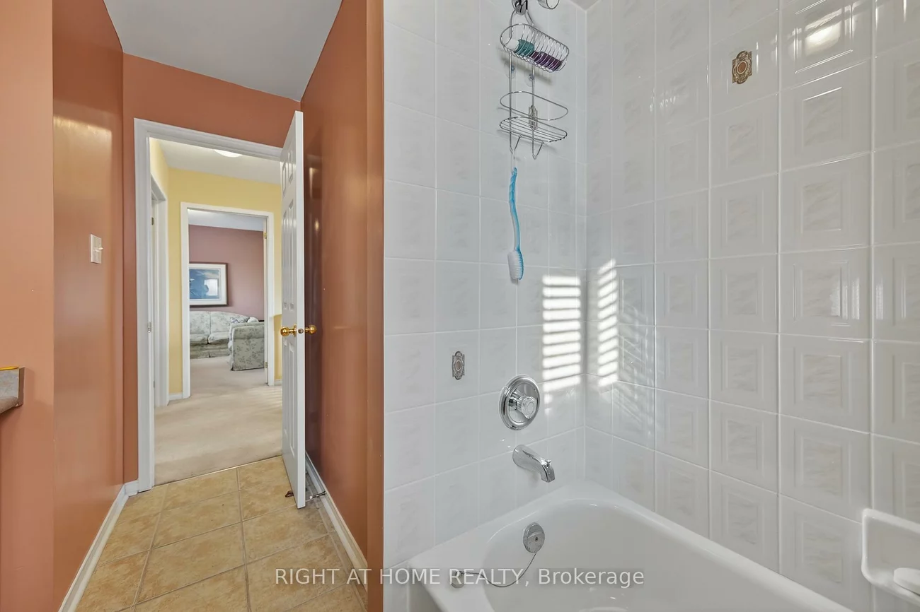 1338, Vincent, Alcona, Innisfil