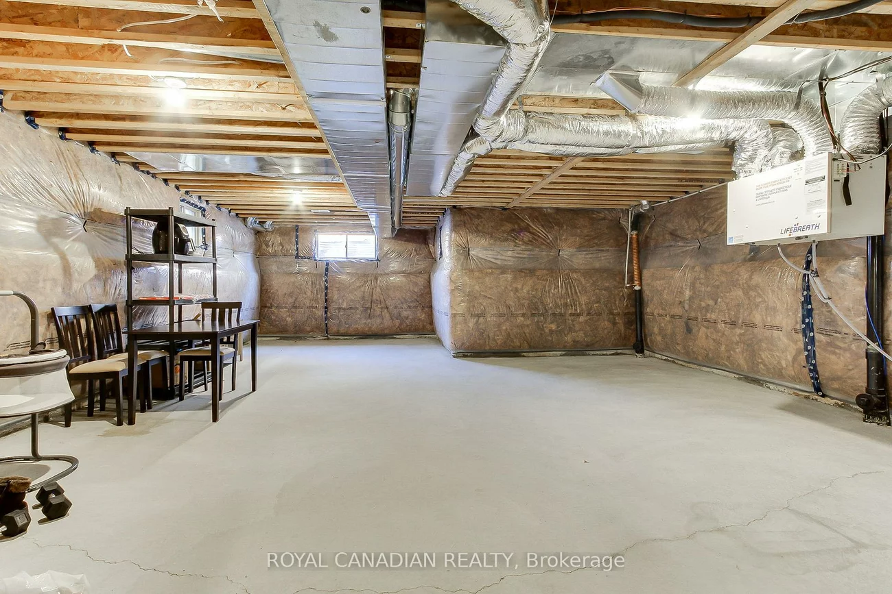 1404, Blackmore, Alcona, Innisfil