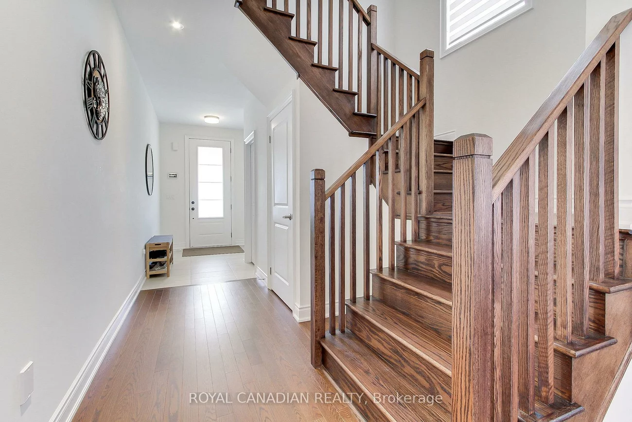 1404, Blackmore, Alcona, Innisfil