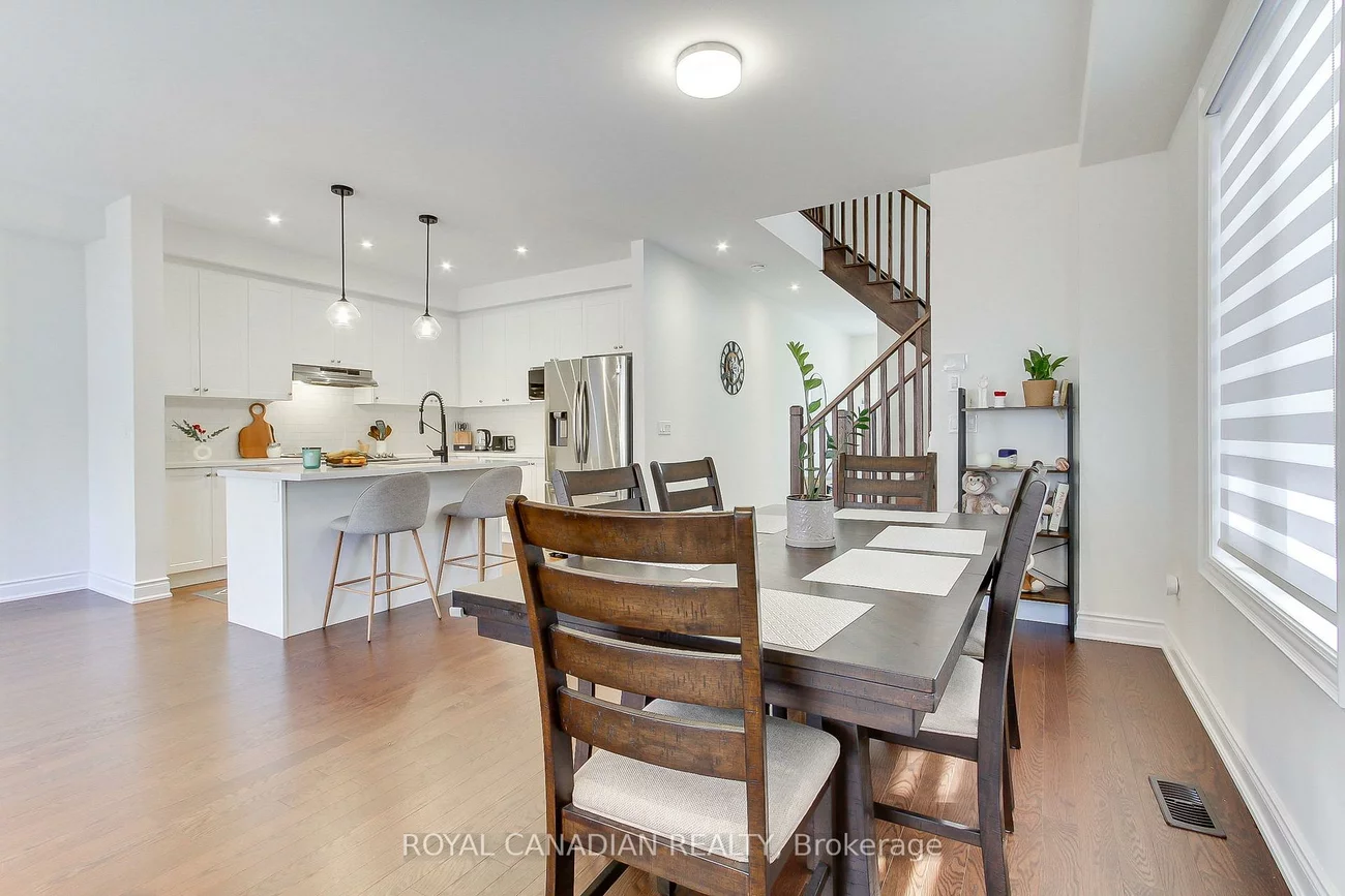 1404, Blackmore, Alcona, Innisfil