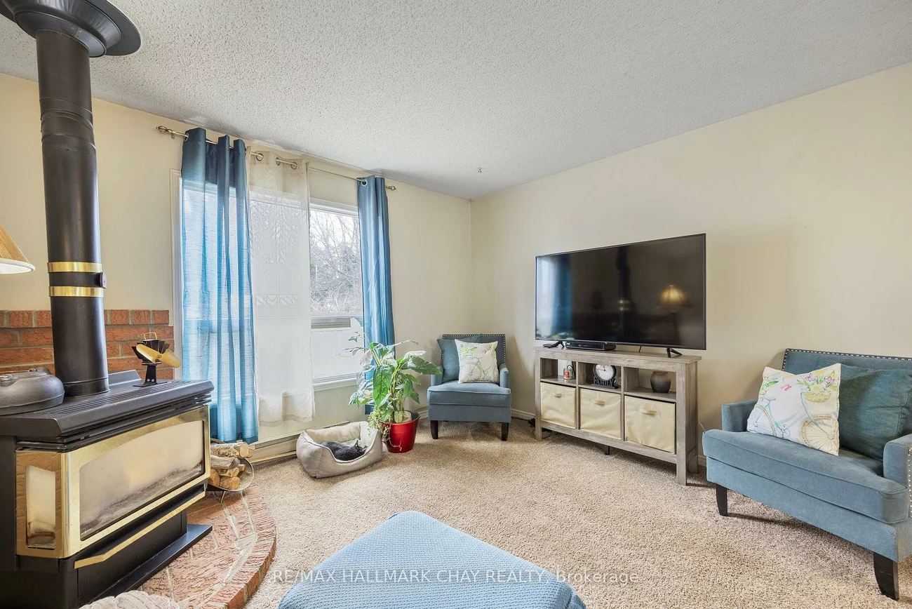 771, ROBERTS, Alcona, Innisfil