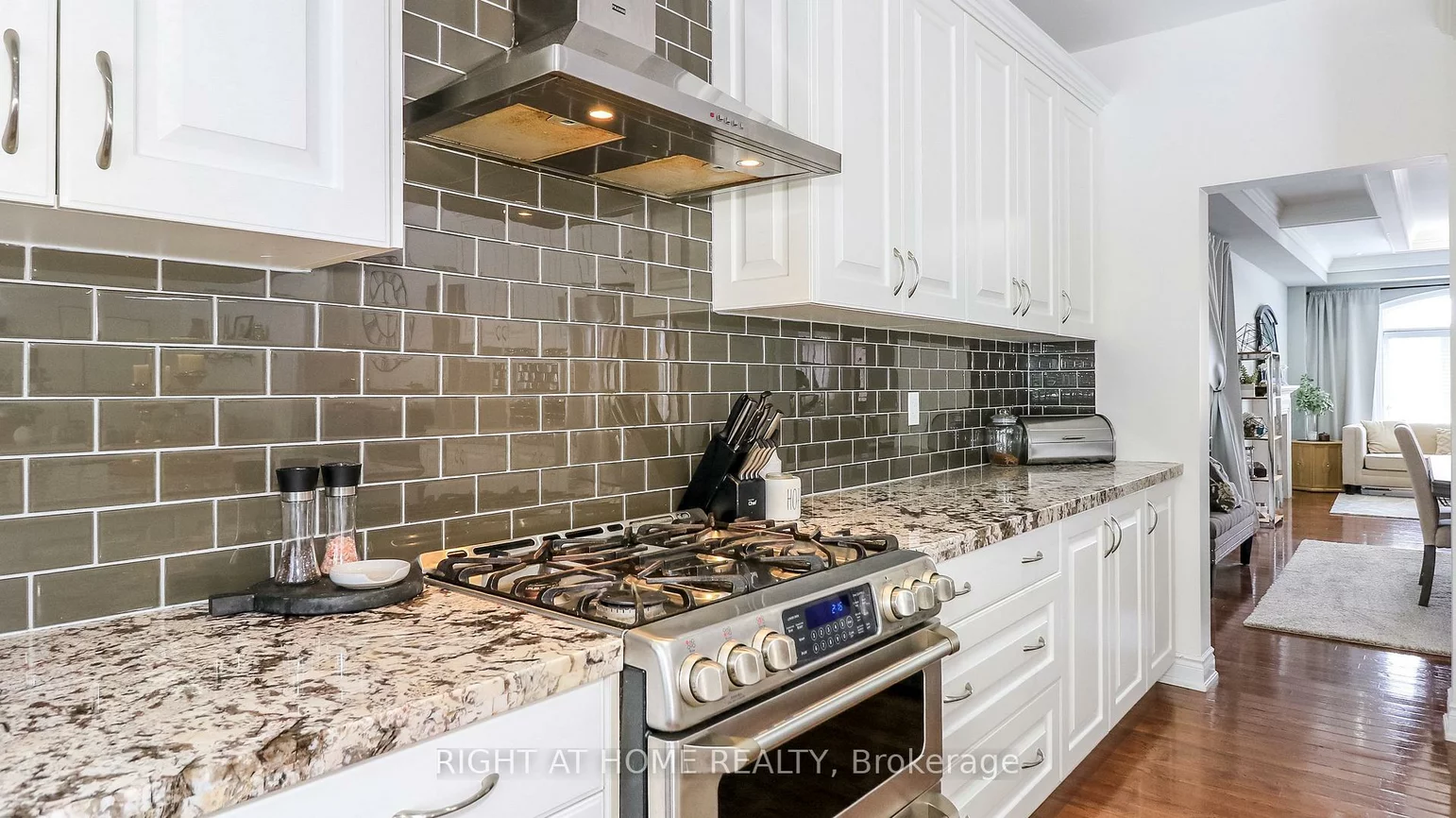 769, Freemont, Alcona, Innisfil