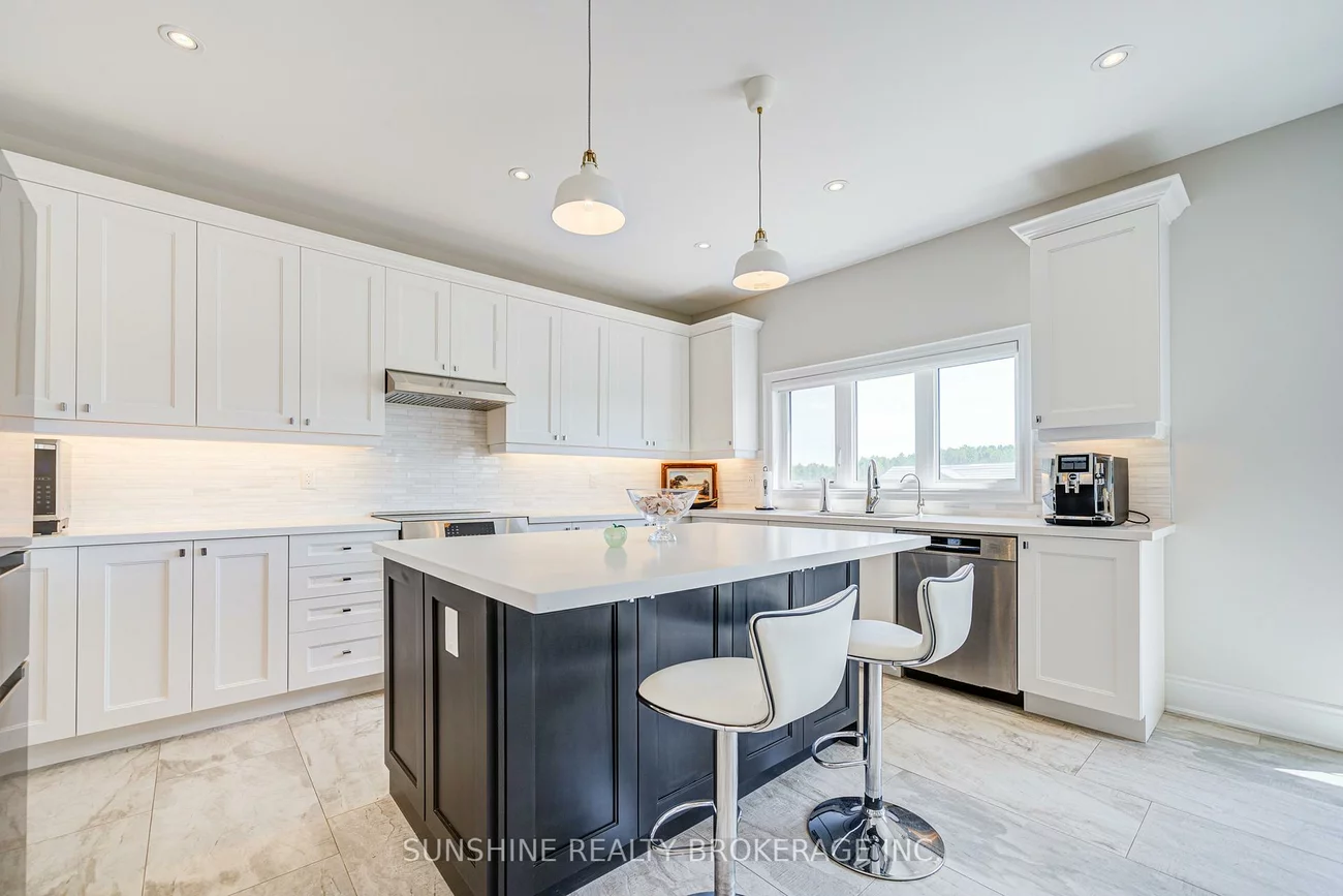 1573, Emberton, Alcona, Innisfil