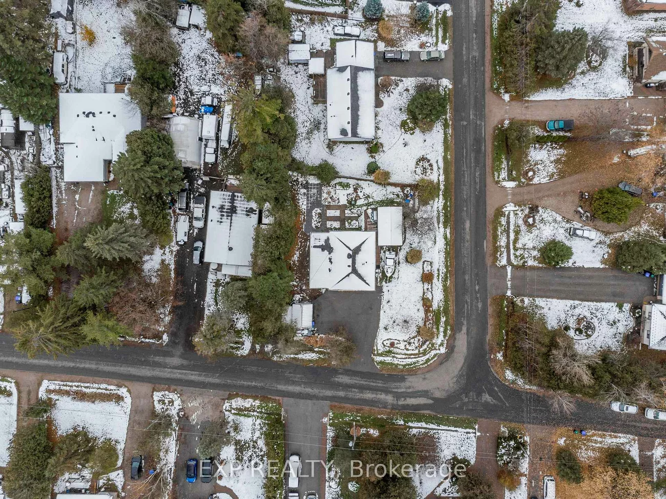 1104, Ferrier, Lefroy, Innisfil