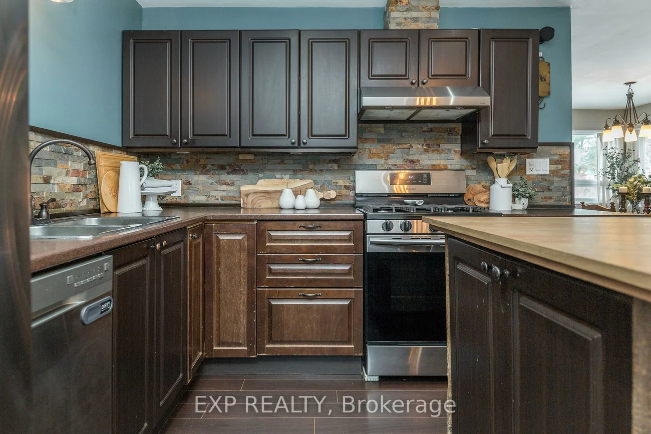 1104, Ferrier, Lefroy, Innisfil