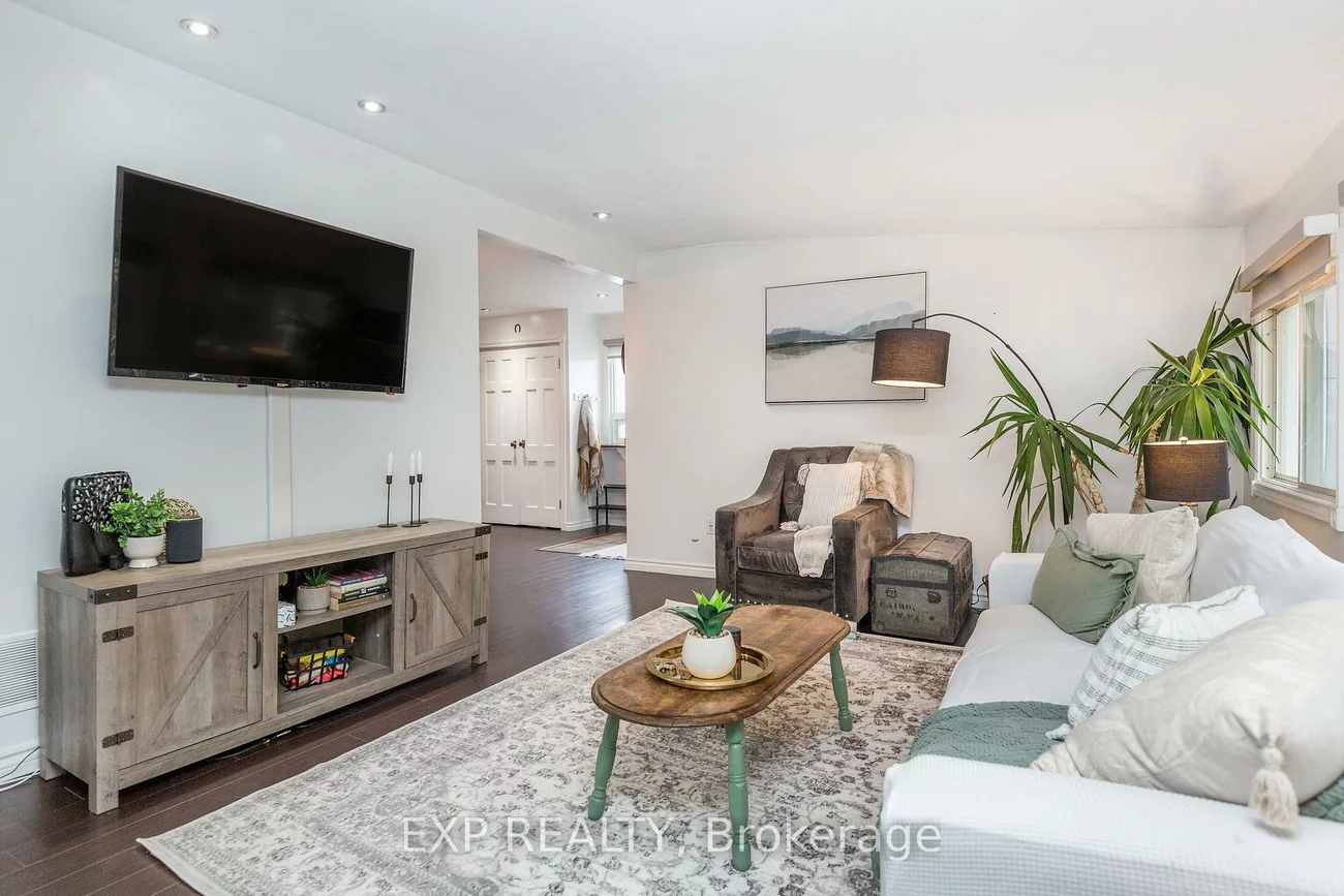 1104, Ferrier, Lefroy, Innisfil