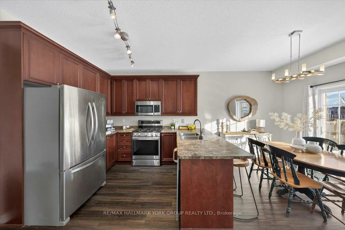 1063, Muriel, Alcona, Innisfil