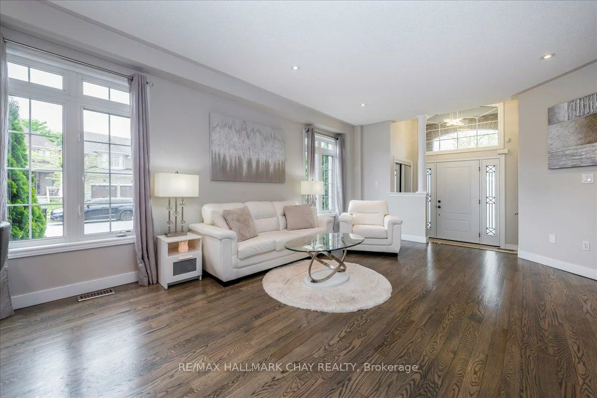 1300, Hunter, Alcona, Innisfil