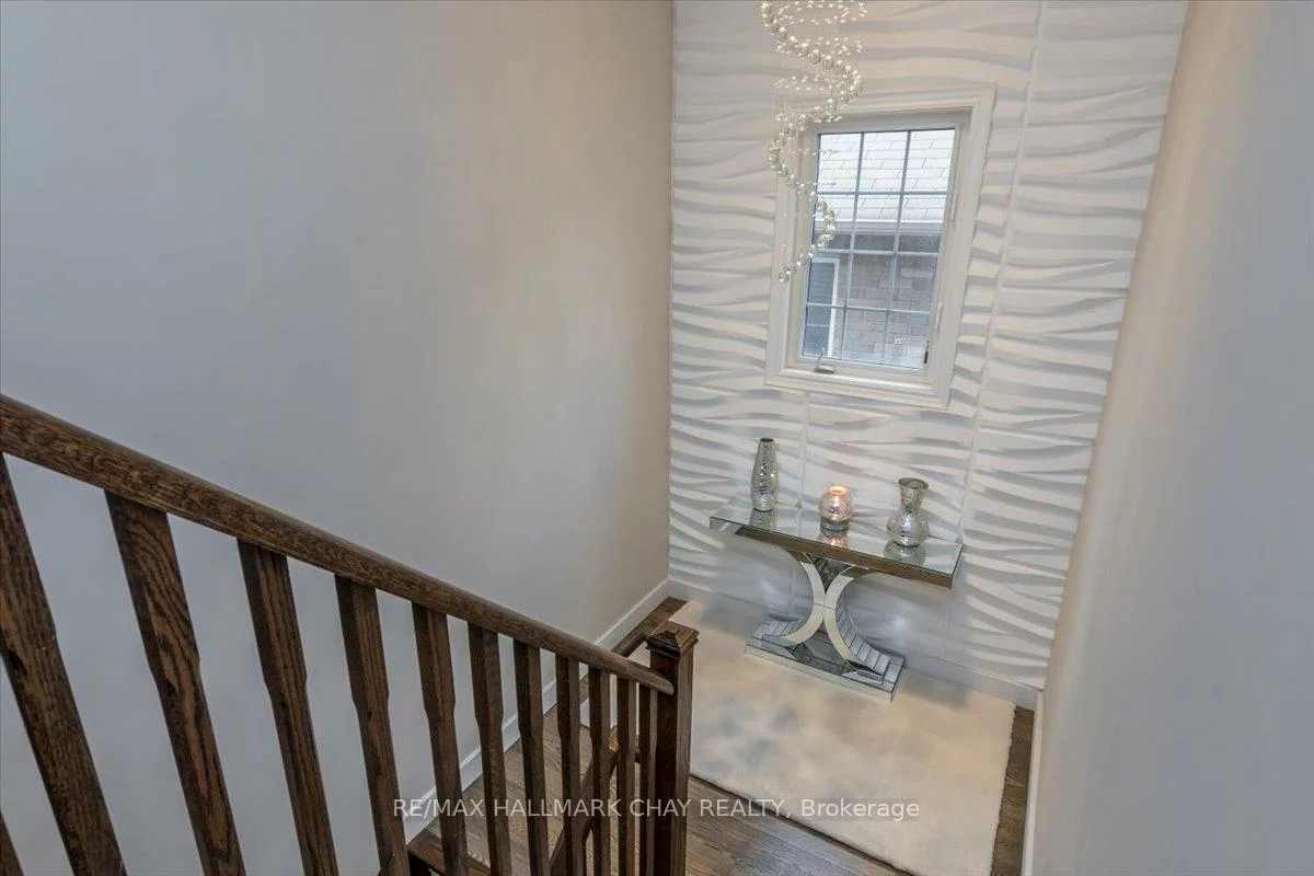 1300, Hunter, Alcona, Innisfil