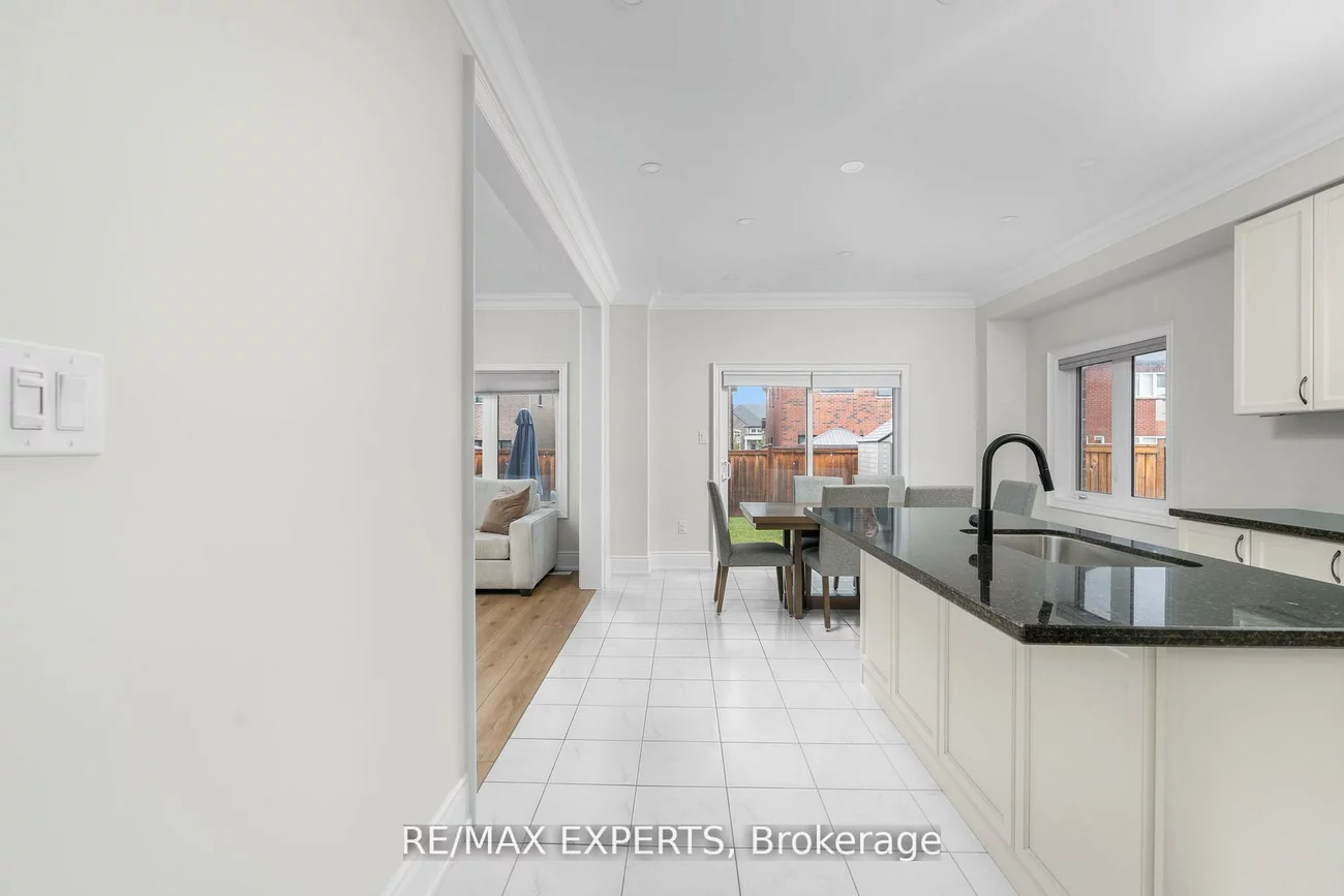 1430, Farrow, Alcona, Innisfil