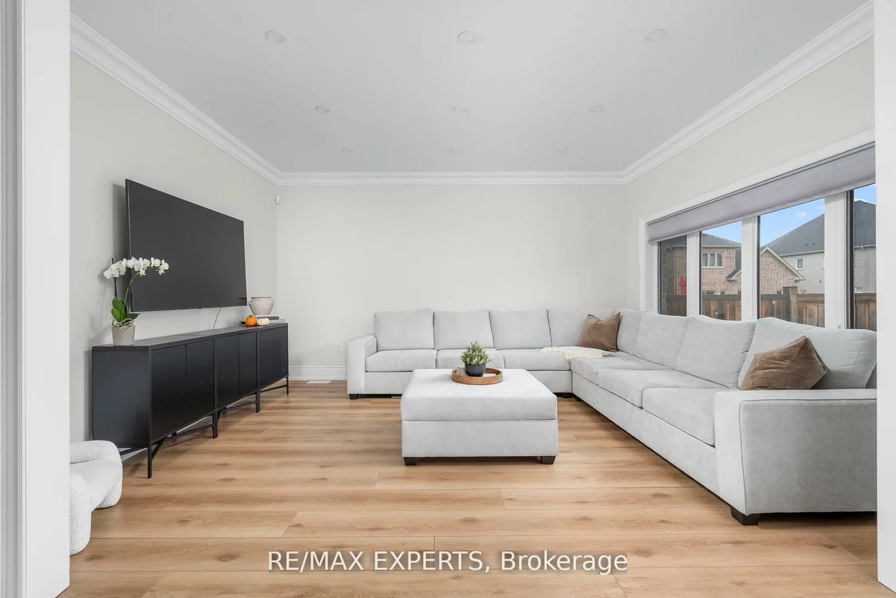 1430, Farrow, Alcona, Innisfil