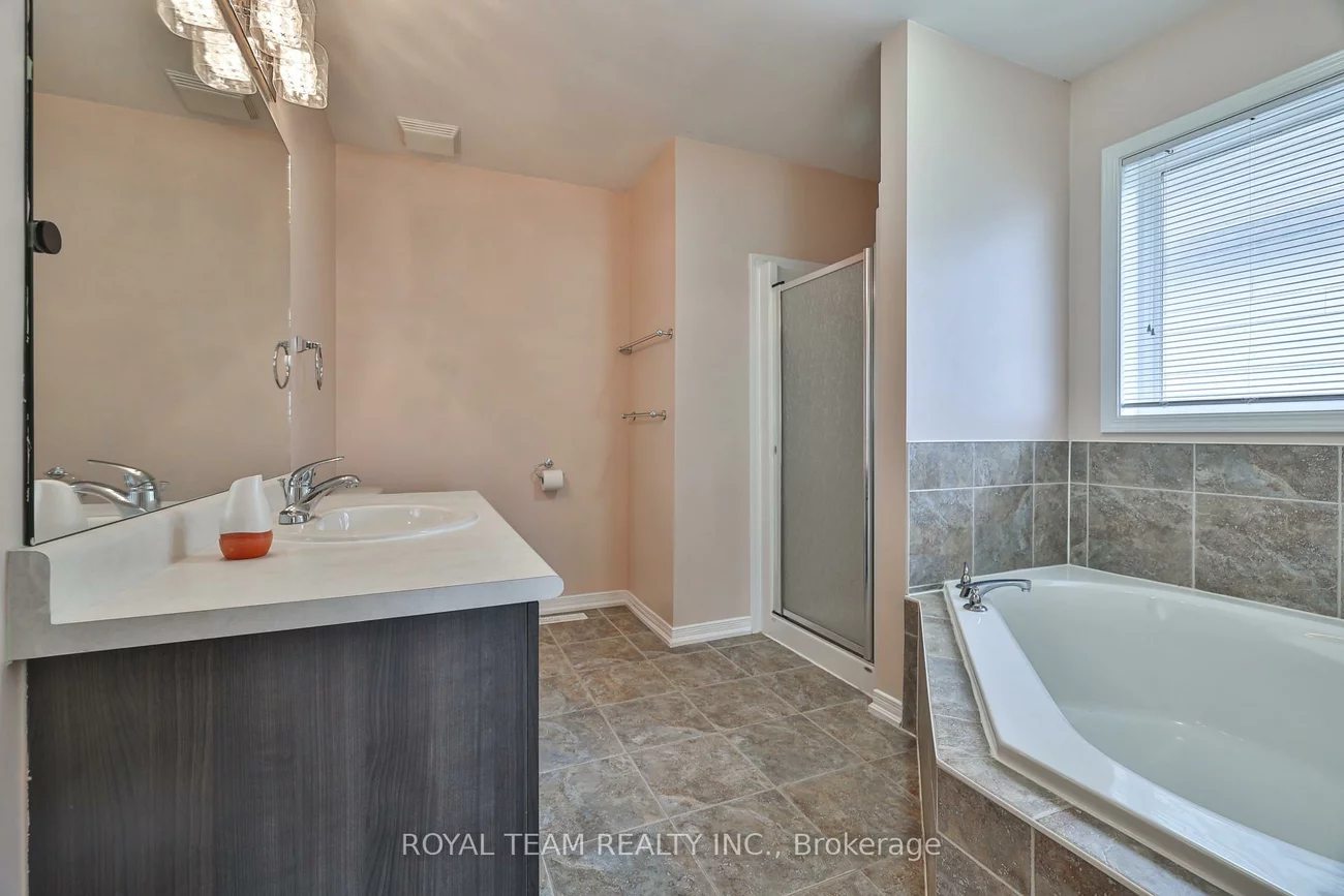 1398, Hunter, Alcona, Innisfil