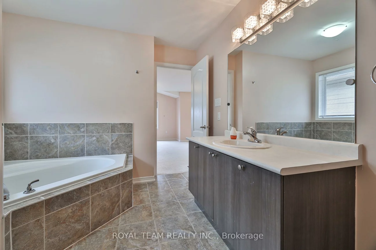 1398, Hunter, Alcona, Innisfil