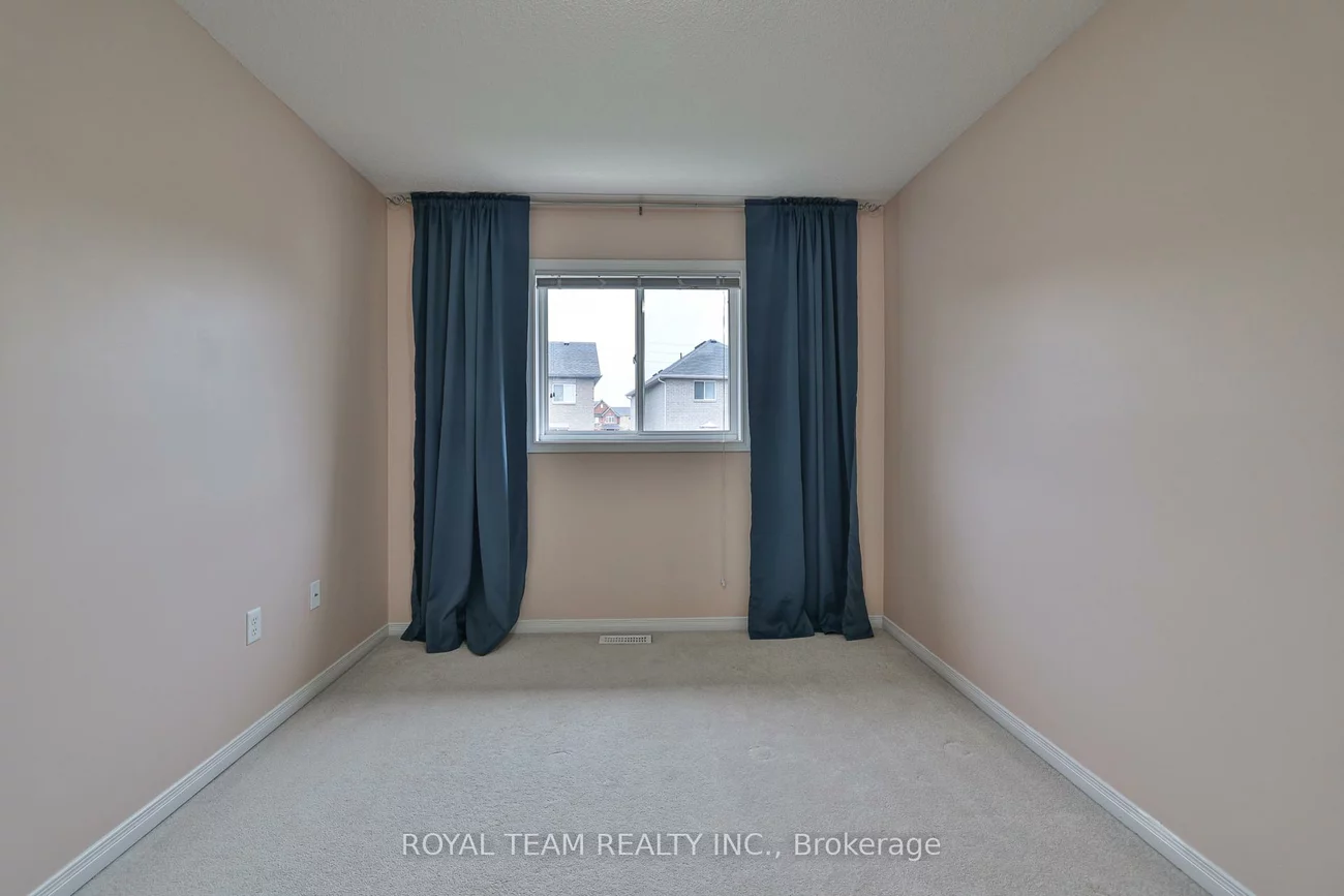 1398, Hunter, Alcona, Innisfil