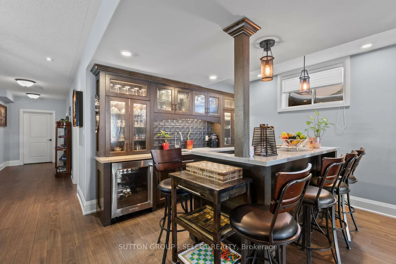 276, Sunnybrae, Stroud, Innisfil