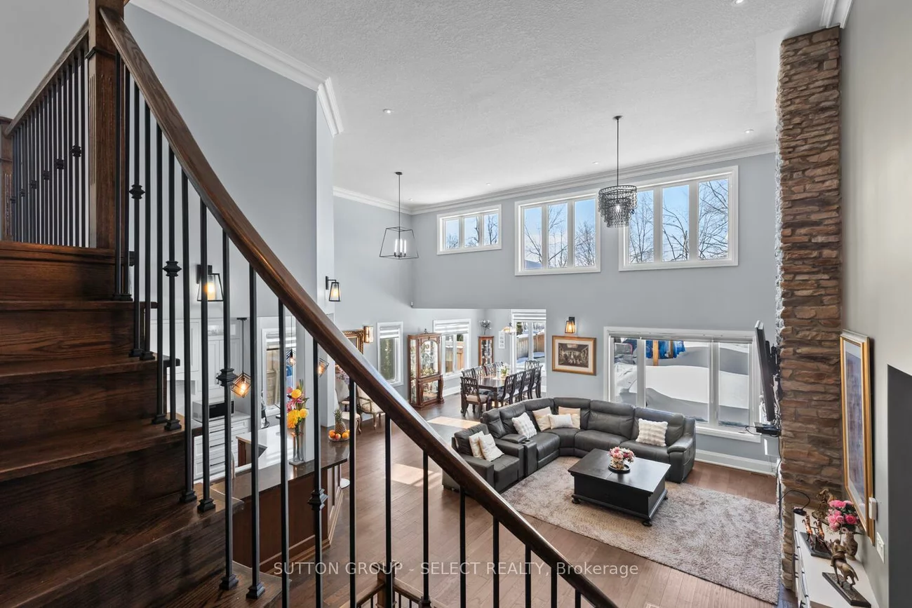 276, Sunnybrae, Stroud, Innisfil