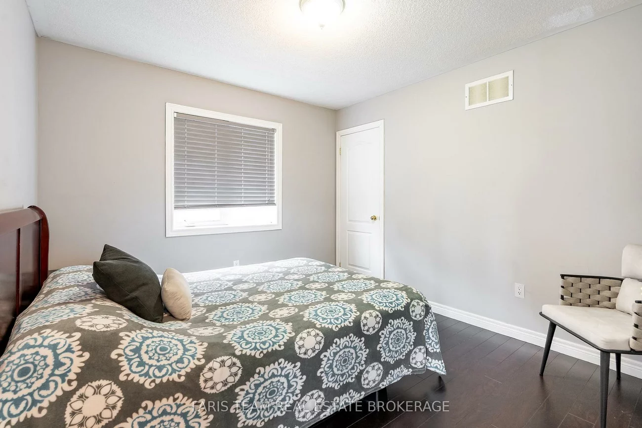 1244, Mary-Lou, Alcona, Innisfil